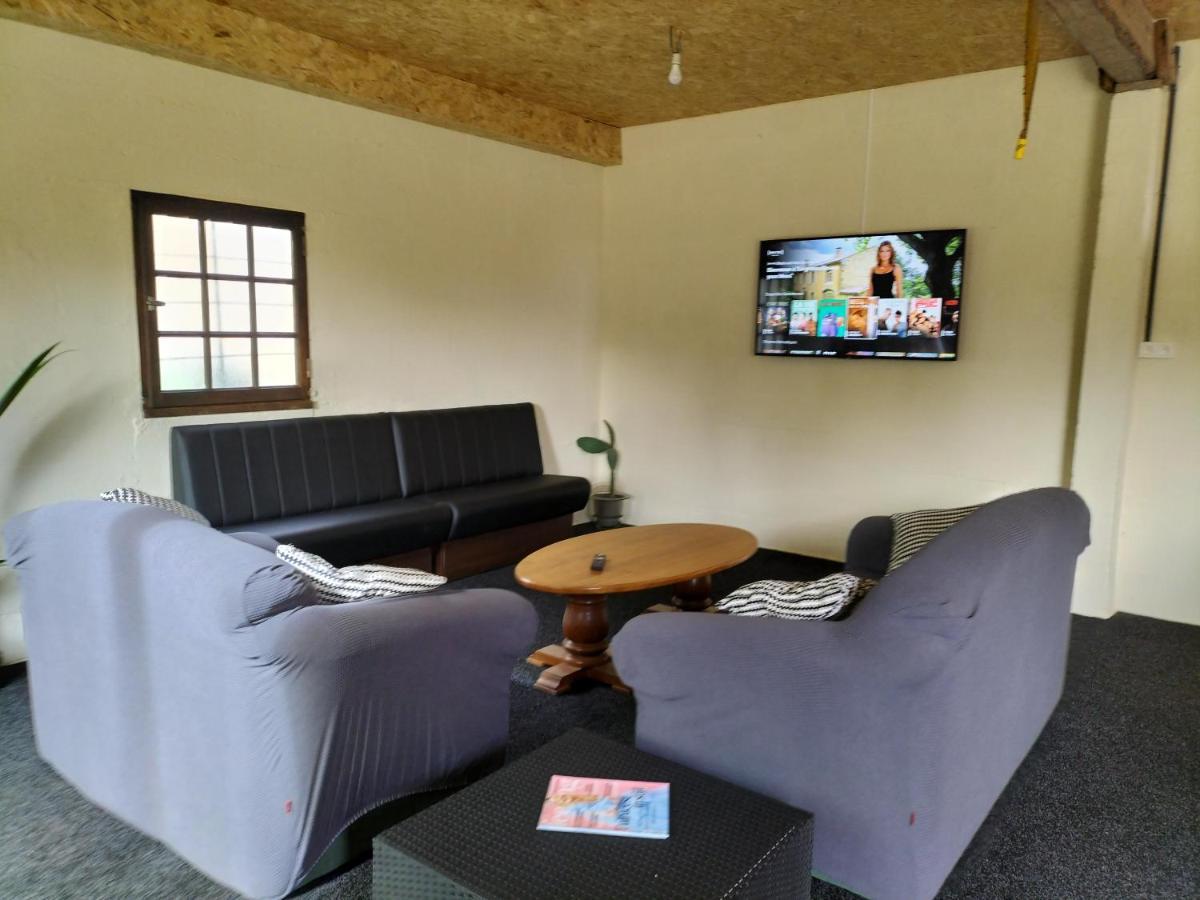 Le Jardin Des Hirondelles Bed & Breakfast Blanzaguet-Saint-Cybard Exterior photo